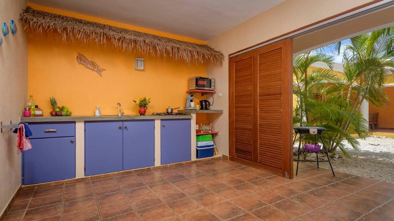 Djambo (Adults Only) Apartment คราเลนไดค์ ภายนอก รูปภาพ