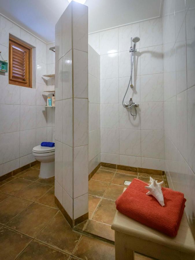 Djambo (Adults Only) Apartment คราเลนไดค์ ภายนอก รูปภาพ