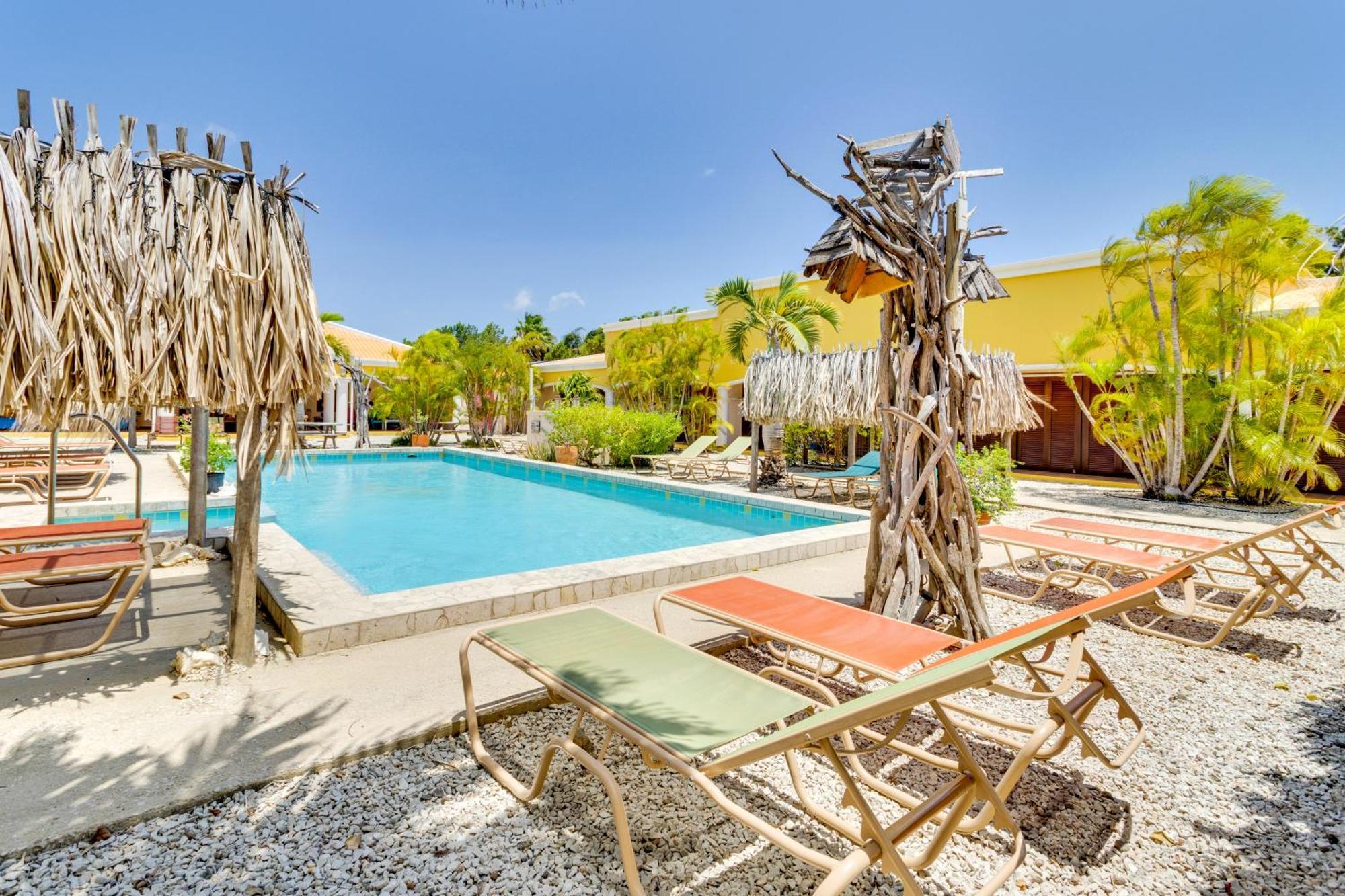 Djambo (Adults Only) Apartment คราเลนไดค์ ภายนอก รูปภาพ