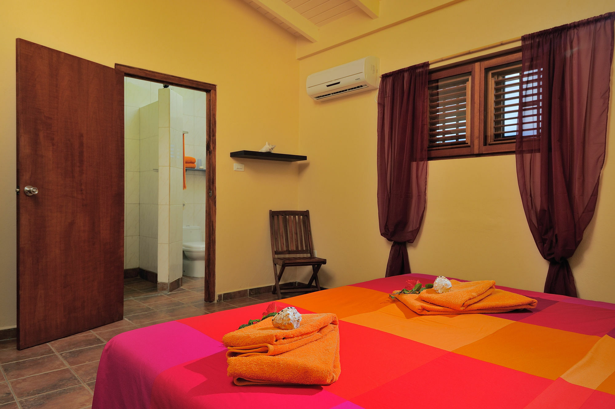 Djambo (Adults Only) Apartment คราเลนไดค์ ภายนอก รูปภาพ